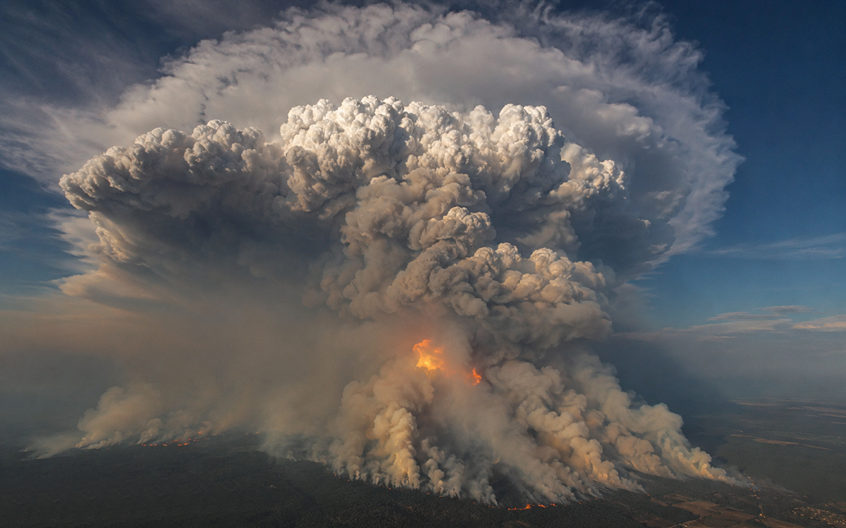 Pyrocumulonimbus über Frankreich